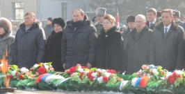 Представители администрации и силовых структур у вечного огня Дмитрий Тимошкин