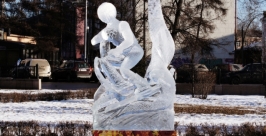 &quotИнвалидами&quot становятся ледяные фигуры в сквере Кирова в Иркутске Владислав Костин, РИА IrkutskMedia