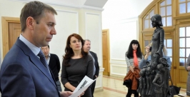 &quotПервый учитель&quot Ильи Ставского за 5 млн рублей появится в Иркутске Оленникова Мария, РИА IrkutskMedia