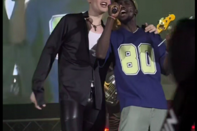 SHAMAN спел песню "Я русский" с фанатом в Иркутске