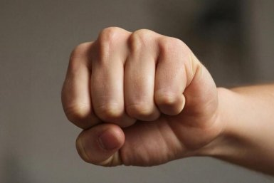 Бывшая сотрудница детсада из Усолья-Сибирского извинилась за насилие к воспитанникам Kandinsky 5.0 (12+)