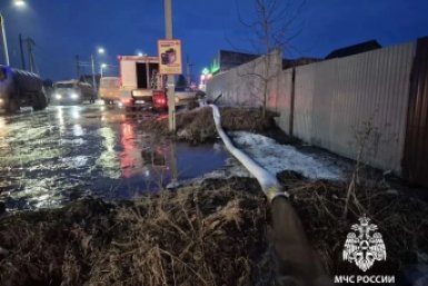 Иркутскую область топит талыми водами: МЧС ликвидирует последствия Пресс-служба ГУ МЧС России по Иркутской области
