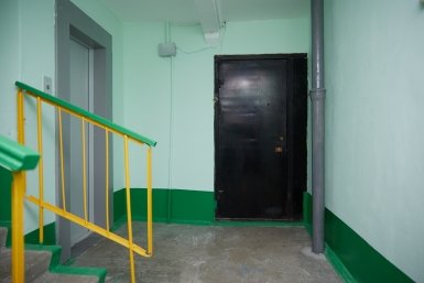 Тамбур в подъезде заставят снести и оштрафуют - юрист разъяснила нормы ЖКХ