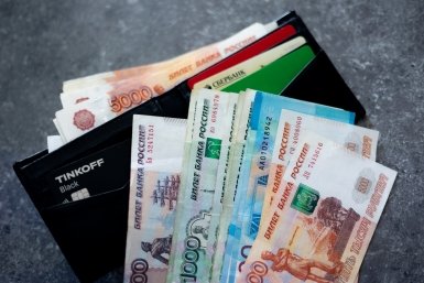 Пенсионер из Тулуна потерял 200 тысяч на ложном продлении SIM-карты