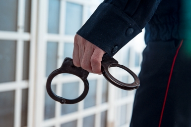 Житель Чунского района зарезал свою знакомую и пошёл спать