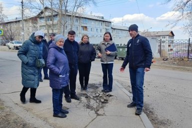 Депутаты думы Иркутска решают вопросы в округах №17, №24, №34 по обращениям жителей Пресс-служба думы города