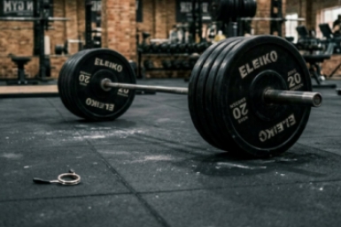 В Усолье владелец спортклуба оштрафован после падения штанги на подростка