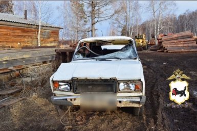 Взяли покататься и разбили топором: троих угонщиков задержали в Братском районе