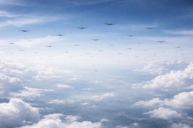 Прикрываясь мирным населением, дроны обходят защиту в городах РФ — БПЛА-эксперт