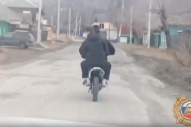 Двоих несовершеннолетних байкеров без прав привлекли к ответственности в Приангарье