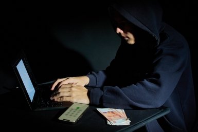 Укравшие 1,8 млн аферисты из Иркутска пожаловались на слишком суровый приговор