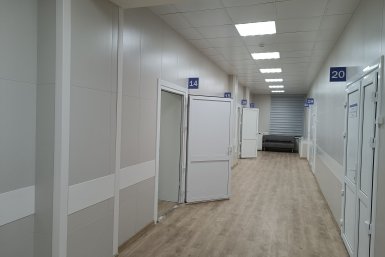 Двухлетняя девочка чуть не осталась без уха из-за горячей котлеты