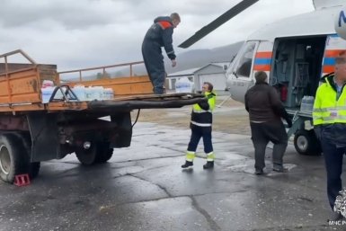 1,5 тонны воды доставили из Киренска в Бодайбо