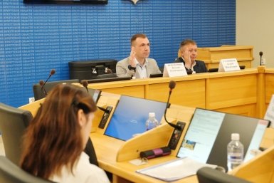 Введение ответственности за выезд на лед вне переправ обсудили в ЗС Приангарья ЗС региона