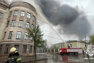 Прокуратура проводит проверку по факту пожара в Иригиредмете в Иркутске