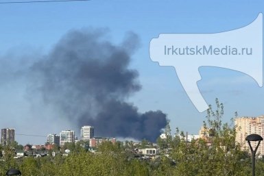Пожар произошел в районе Баррикад в Иркутске