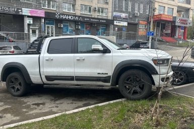 "Иркутский_автохам": ни разметки, ни запрета — лишь бы проскочить до лета