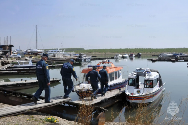 Нарушения выявили у 143 судоводителей на водоемах Иркутской области