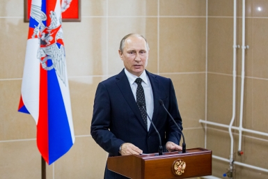 "Это хамство, а не основа для диалога": Путин отверг послание Зеленского