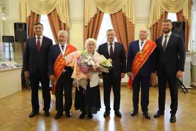 Дмитрий Мезенцев и Михаил Корнев стали Почетными гражданами Иркутска