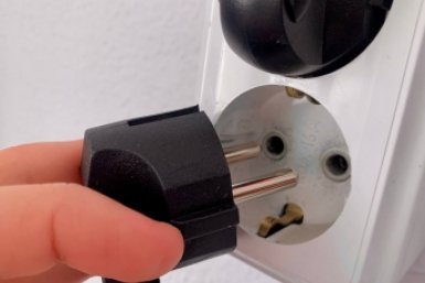 Плановые работы на электросети проведут в части населенных пунктов Приангарья 11 июня