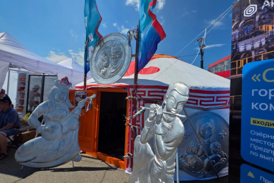 Культуру Бурятии, Монголии и Китая представили на фестивале "Алтаргана" в Улан-Удэ