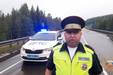 Два человека погибли при лобовом столкновении автомобилей в Зиминском районе