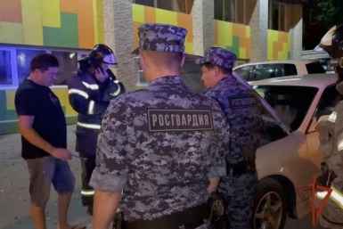 В Иркутске сотрудники Росгвардии помогли потушить загоревшийся автомобиль Пресс-служба управления Росгвардии по Иркутской области