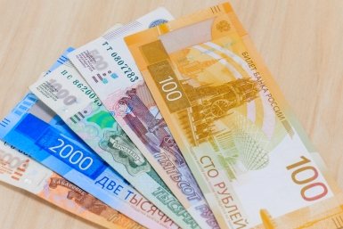 Двойная оплата за переработку и защита от увольнений: новые законы для работников