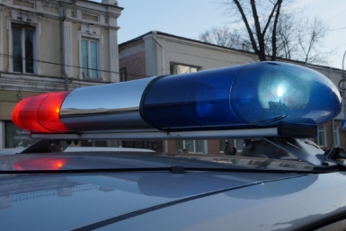 Поездка на крыше авто привела двоих иркутян к административной ответственности