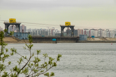 Движение личного транспорта ограничат по плотине ГЭС в Иркутске 30 августа