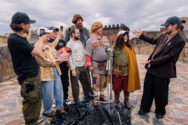 Кощей Бедросович украл царевну: новый трейлер "Очень сказочных дел" — о чем новогодняя комедия