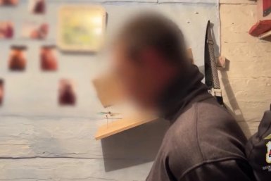 Появилось видео задержания 17-летнего поджигателя станции связи в Иркутске