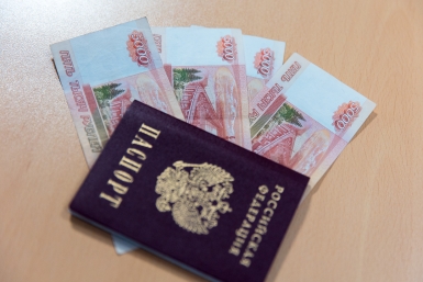 Задержанные пенсии хотят индексировать в России