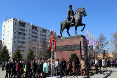 Торжественный митинг у памятника Маршалу Советского Союза Г.К. Жукову Мария Оленникова, IrkutskMedia
