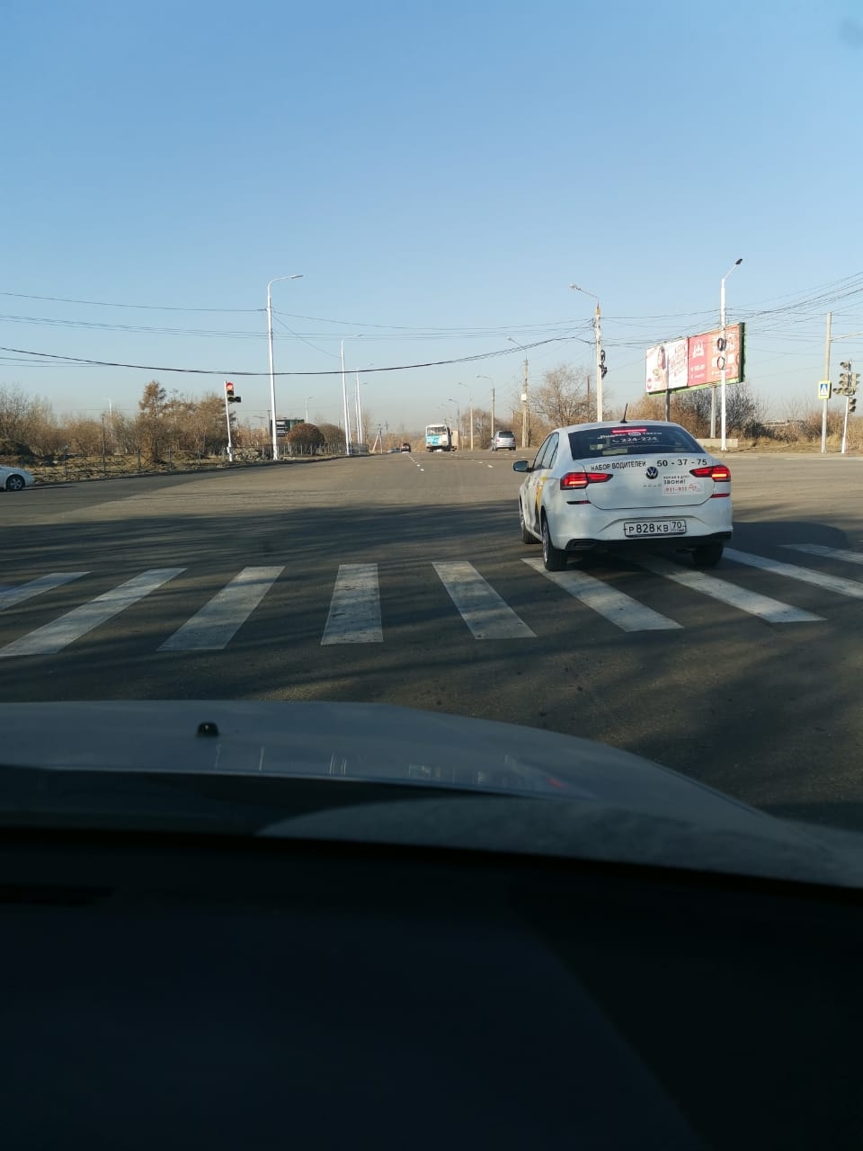 Пересечение улиц Мира и Генерала Доватора