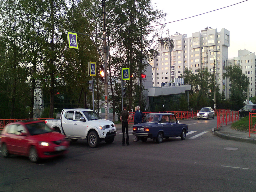 Светофор, Фото с места события собственное