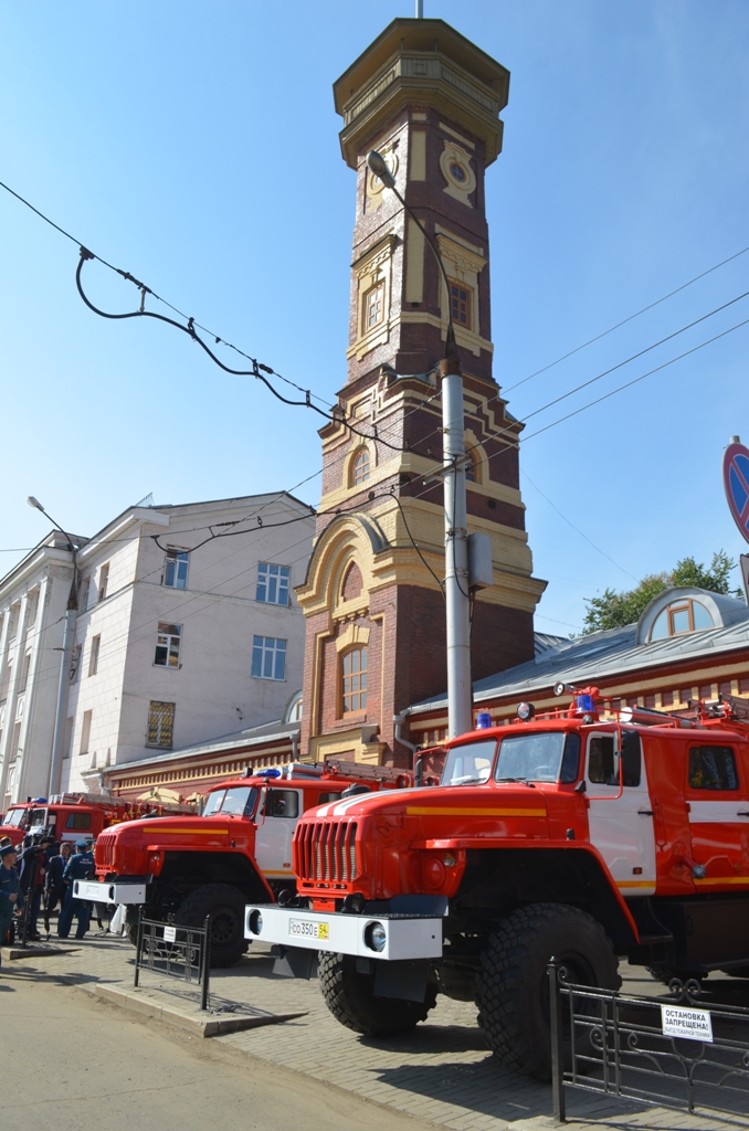 Машины повышенной проходимости приобрели для пожарных подразделений Иркутской области, Фото с места события из других источников