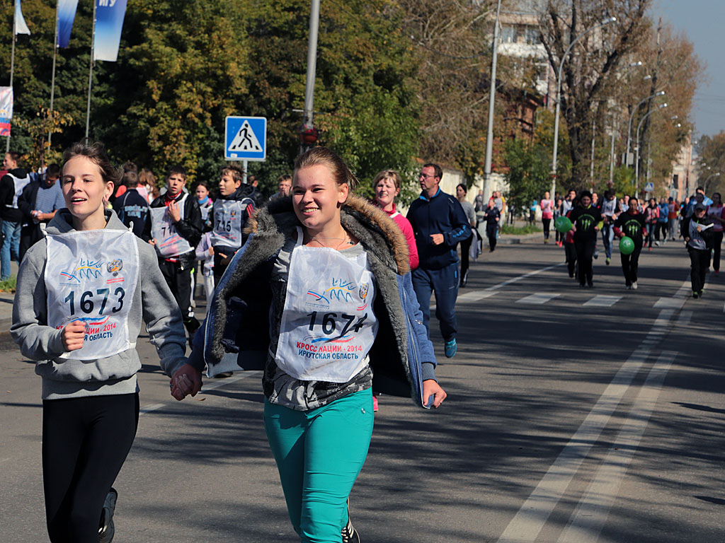 Массовый забег проходил по нескольким улицам Иркутска, Фото с места события собственное