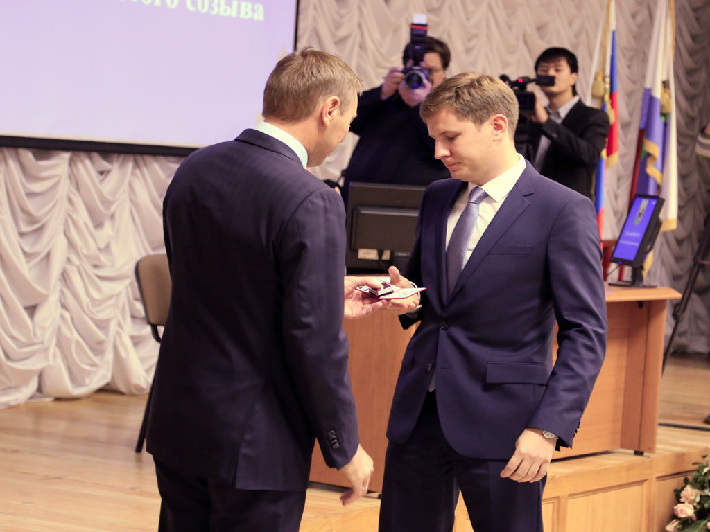 Депутат Евгений Савченко, Фото с места события собственное