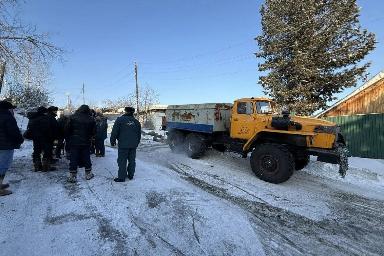 Специалисты УК Иркутска вылетели в Бодайбо для ликвидации последствий ЧС Пресс-служба администрации Иркутска