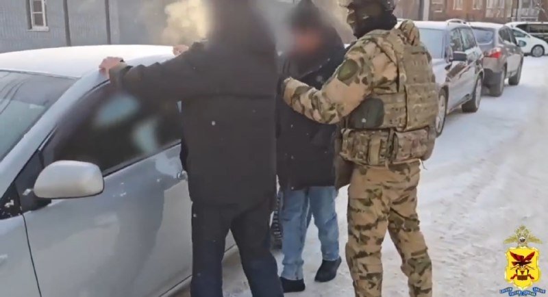 Жители Иркутска по заданию интернет-кураторов делали тайники с наркотиками в Забайкалье Пресс-служба УМВД по Забайкалью