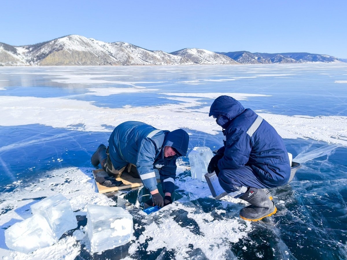 Ученые РФ и КНР изучают становые трещины на Байкале для прогноза землетрясений ИЗК СО РАН