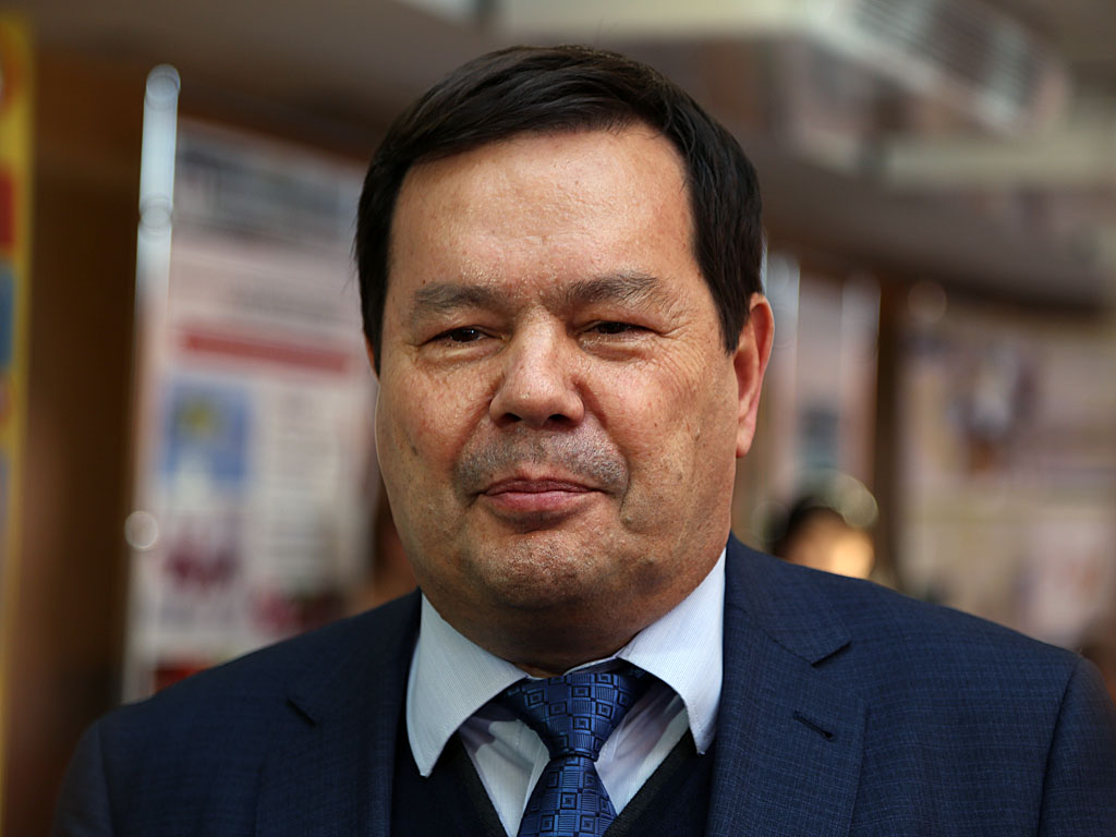 И.о. ректора ИрГТУ Александр Афанасьев, Фото с места события собственное