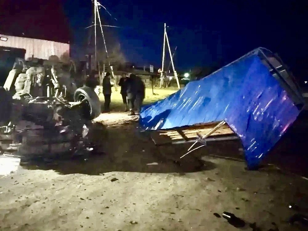 Фото с места ДТП в Вихоревке Отдел пропаганды УГИБДД России по Иркутской области