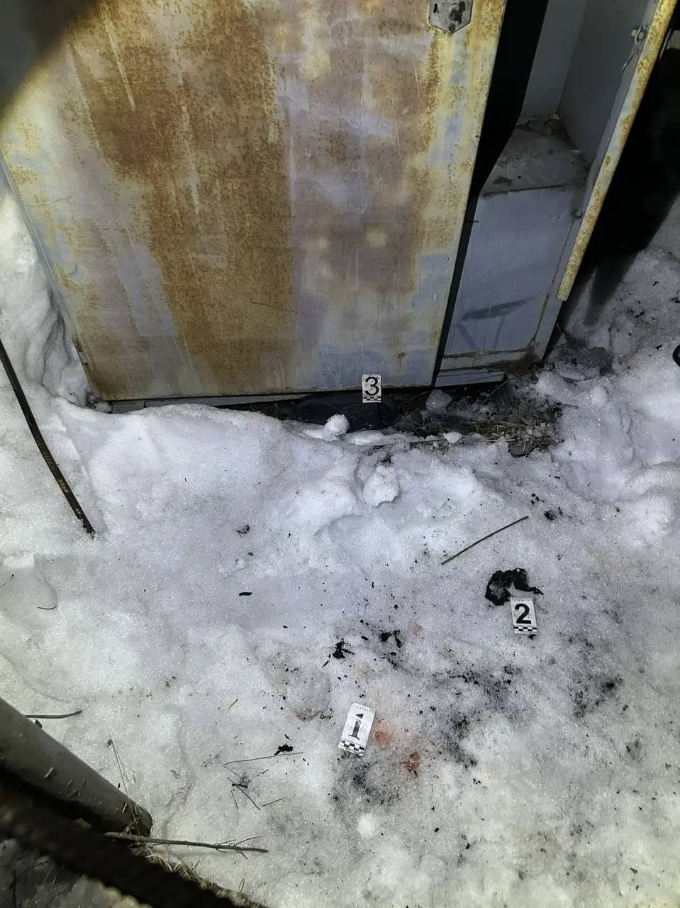 В Усть-Илимске ребенка ударило током при попытке забраться на трансформаторную будку Пресс-служба СУ СКР по Иркутской области