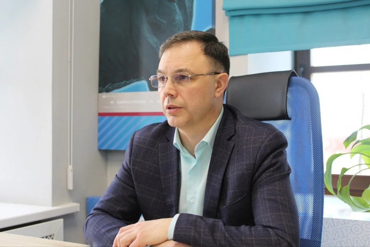 Депутат от избирательного округа №9 Павел Кудеев пресс-служба думы Иркутска