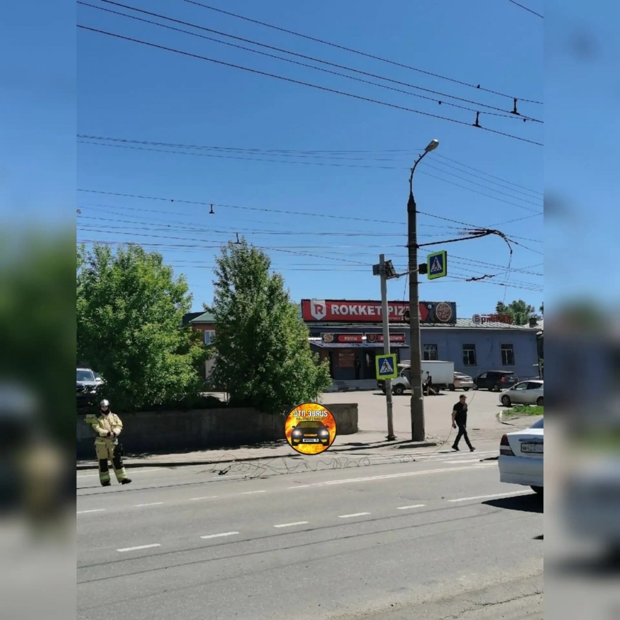 Обрыв произошёл сегодня днём Фото взято из группы &quotДТП38&quot в Телеграм (18+)