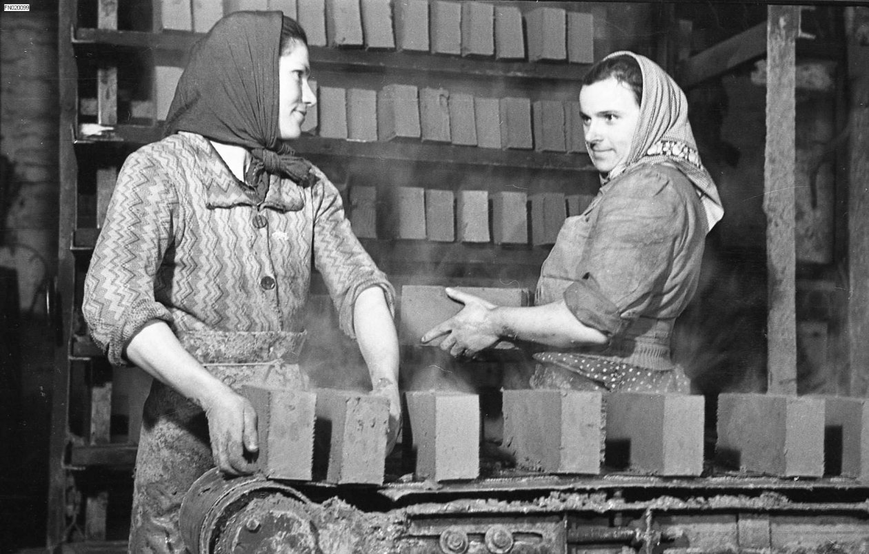 Э.Д. Брюханенко