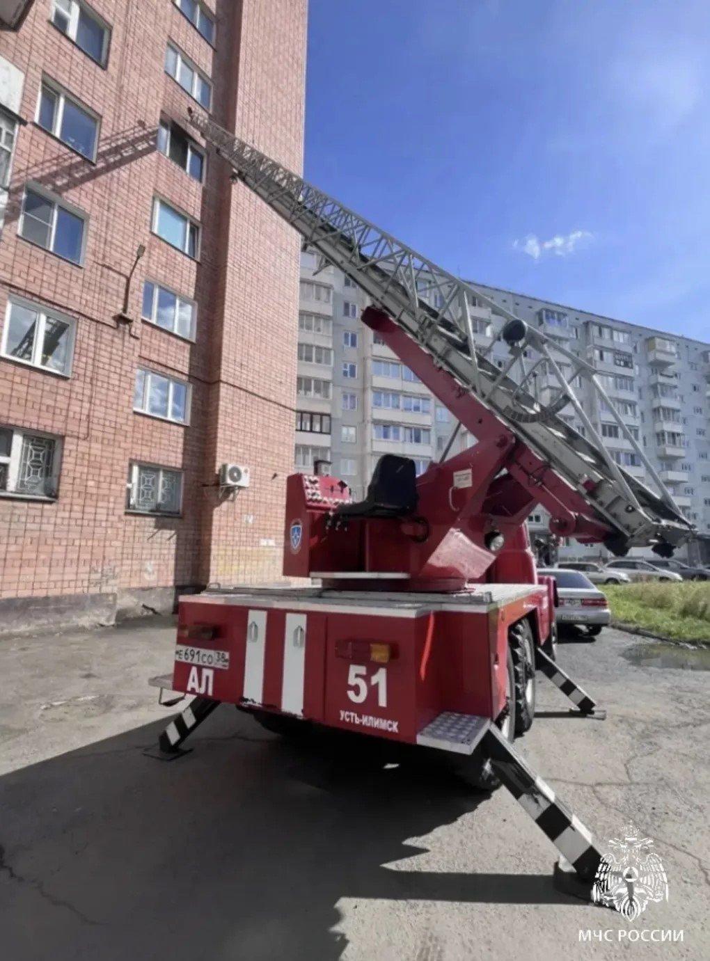 Фото с места происшествия в Усть-Илимске